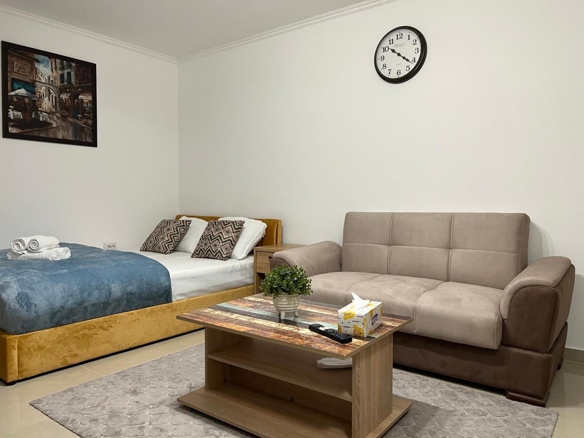 Ndl Downtown Apartment คลูจ-นาโปกา ภายนอก รูปภาพ