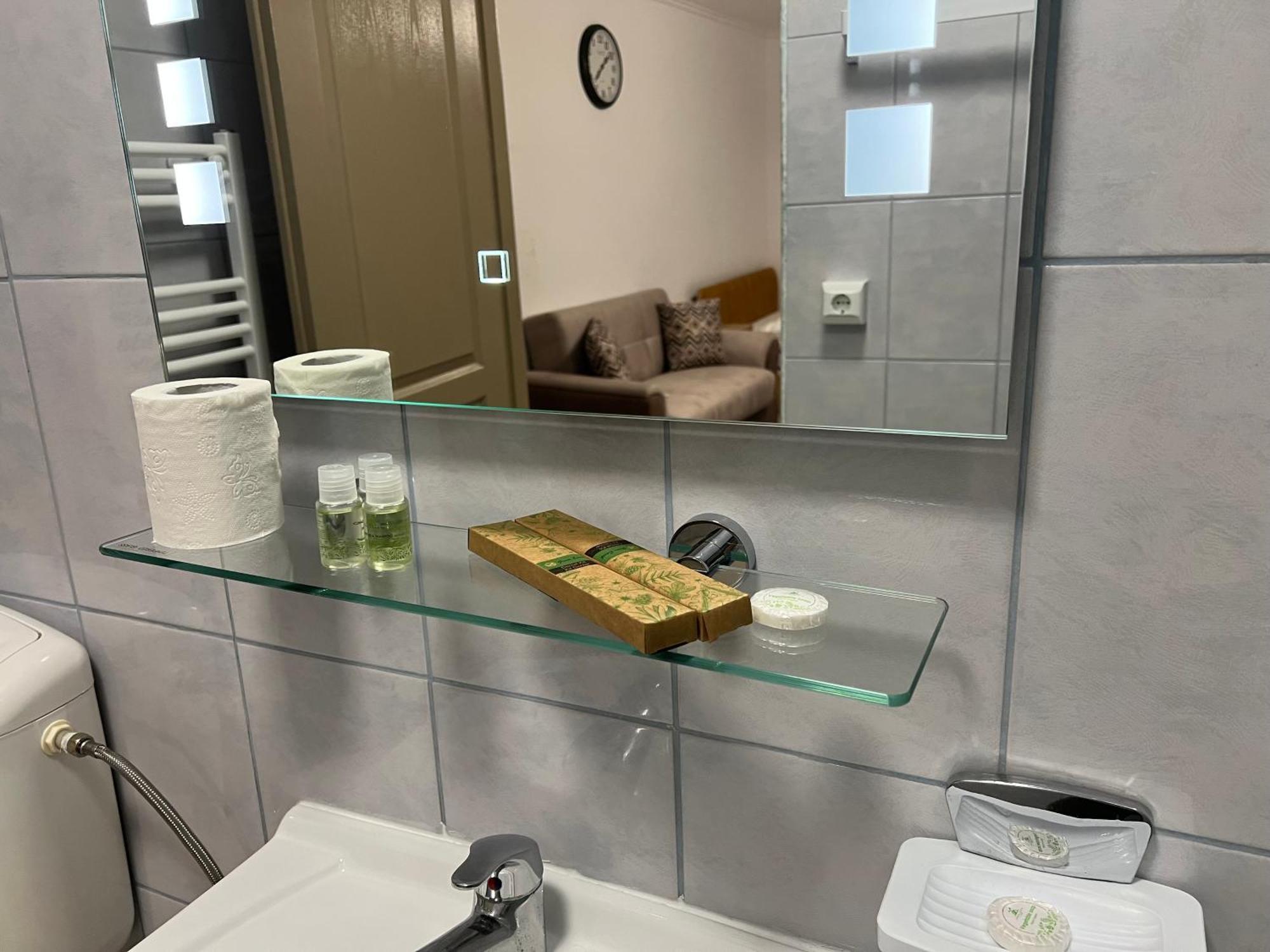 Ndl Downtown Apartment คลูจ-นาโปกา ภายนอก รูปภาพ